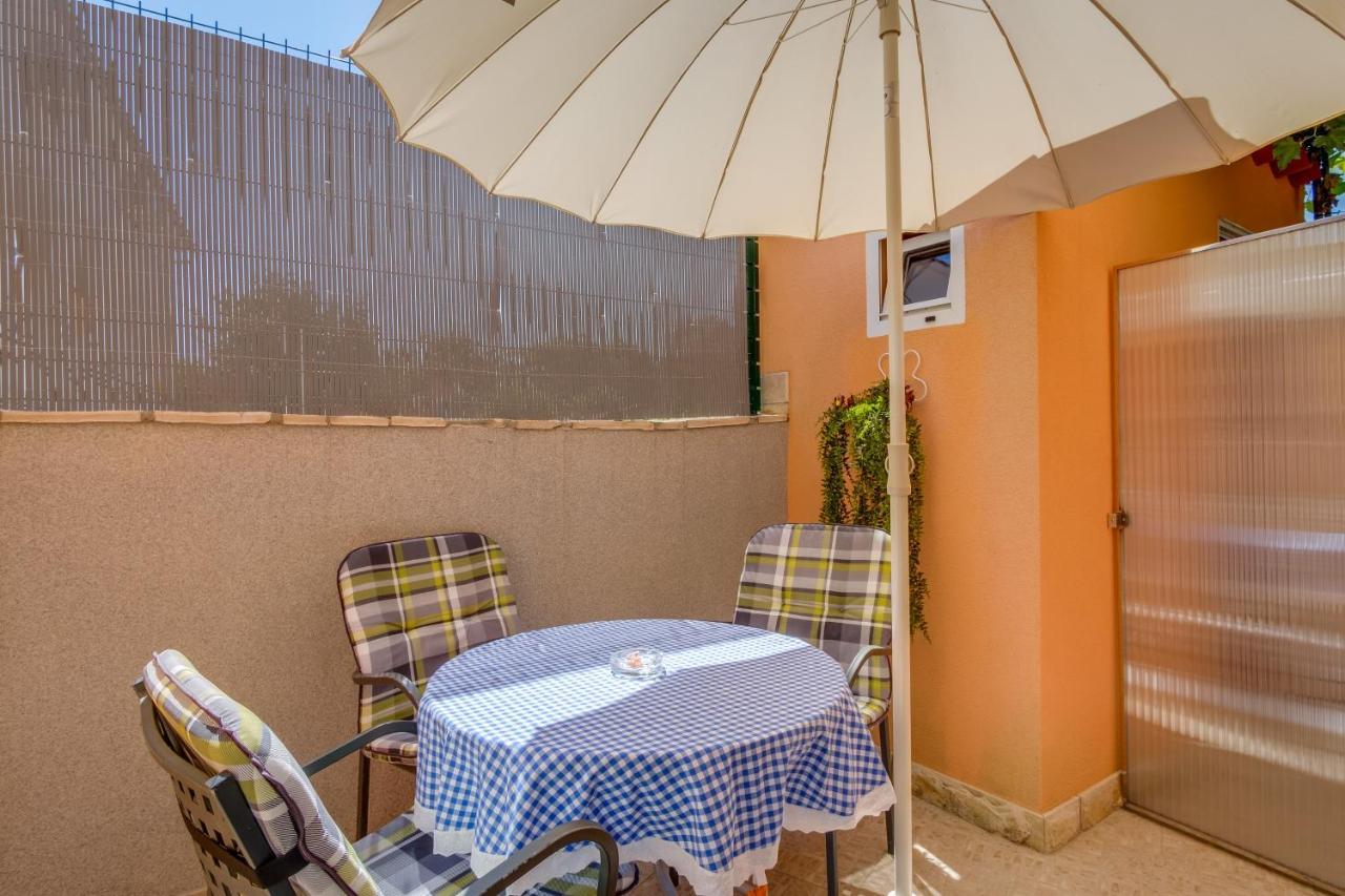 Apartmán Lotta Nerezine Exteriér fotografie